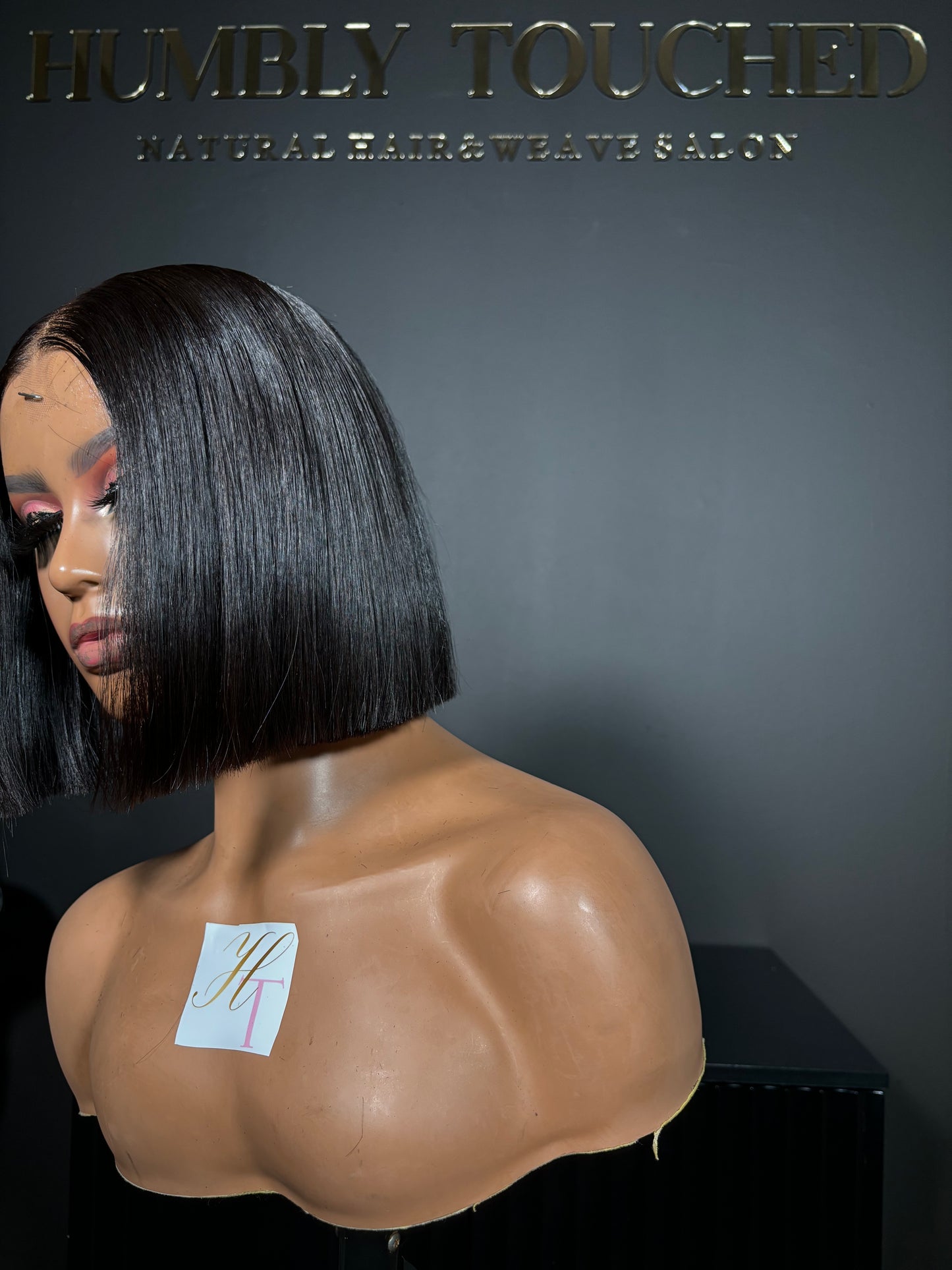 B.O.B. - The Perfect Blunt Cut Bob
